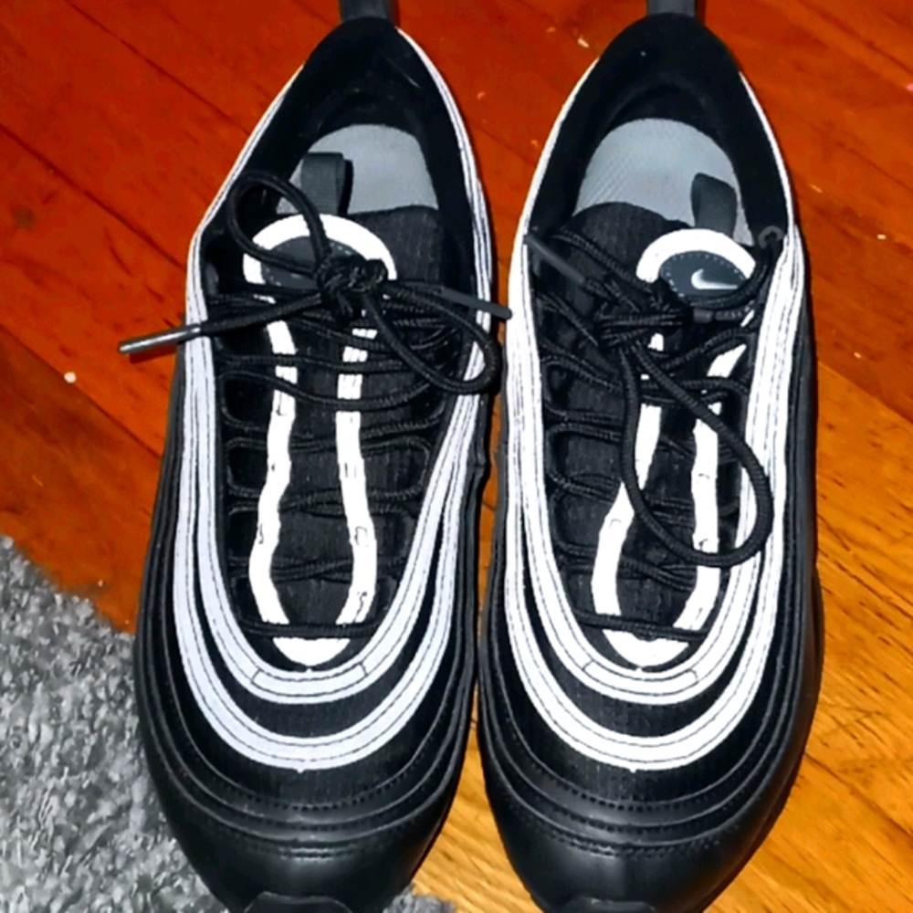 97 airmaxs
